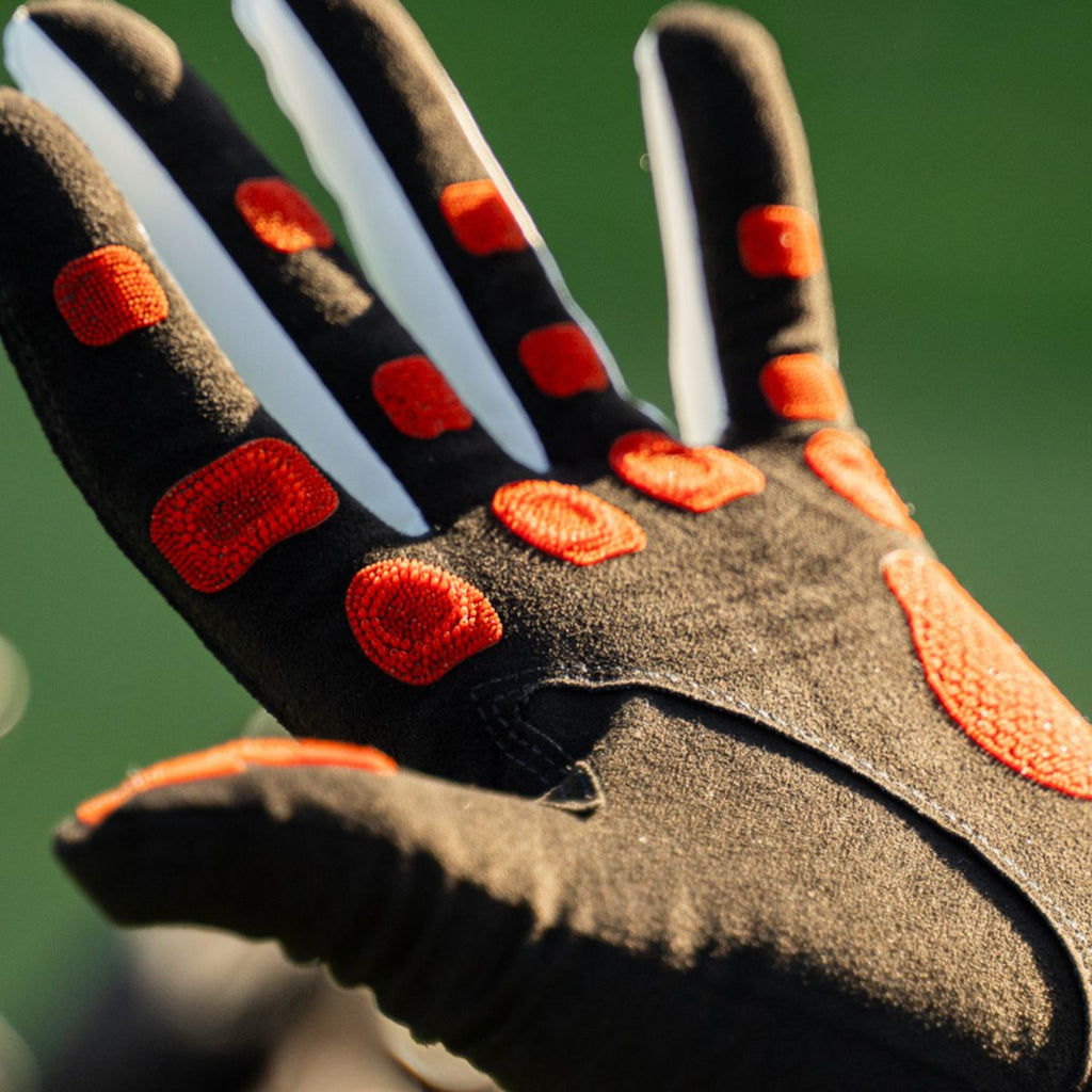EXO Golf Glove - Close-up up of palm with red nanocells